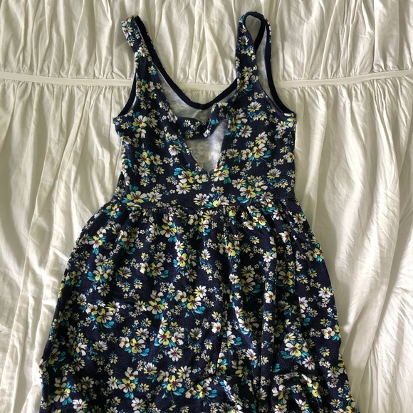 Floral dress - Picture 2 of 2